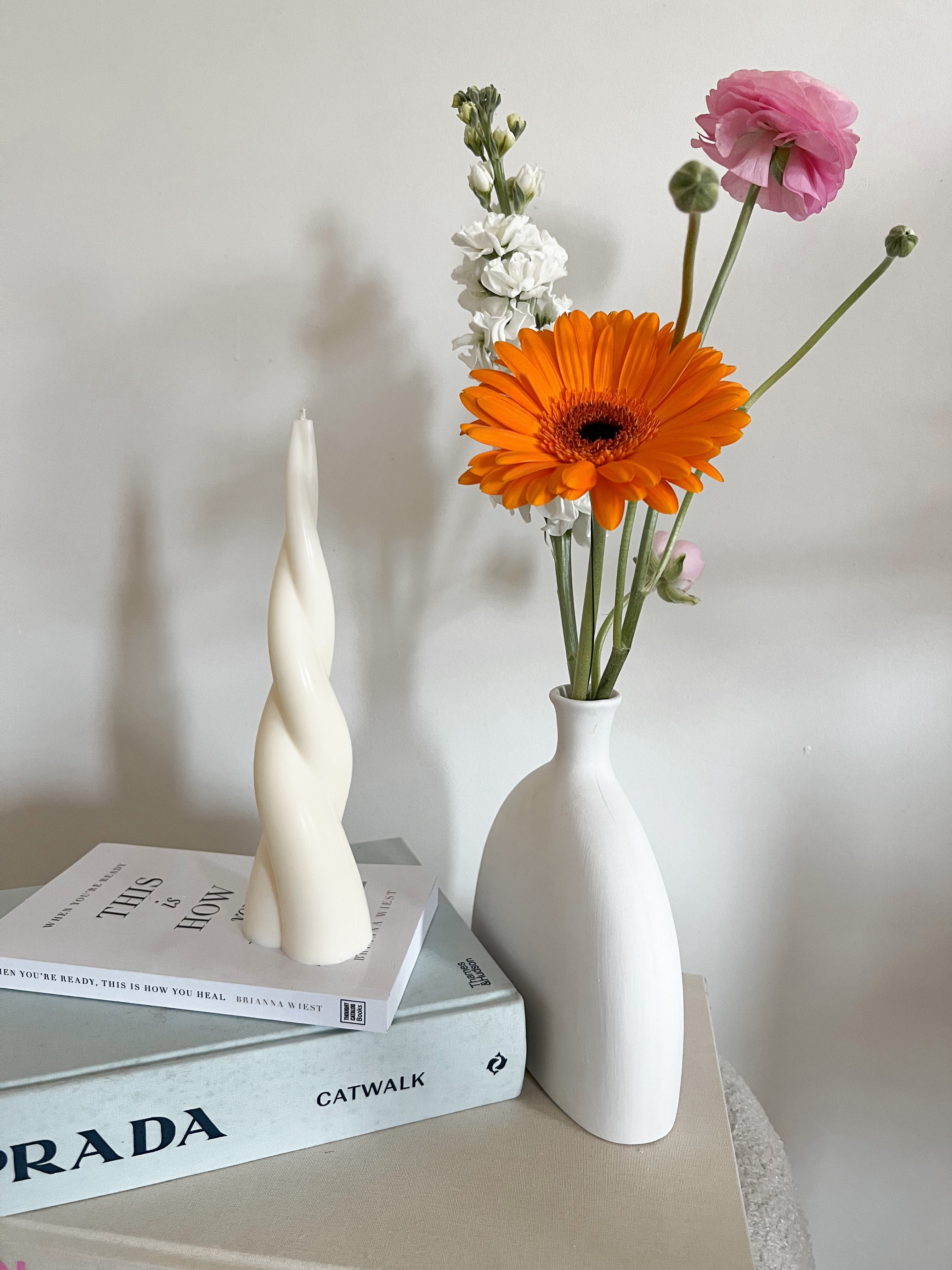 "TWISTED TAPER" Candle