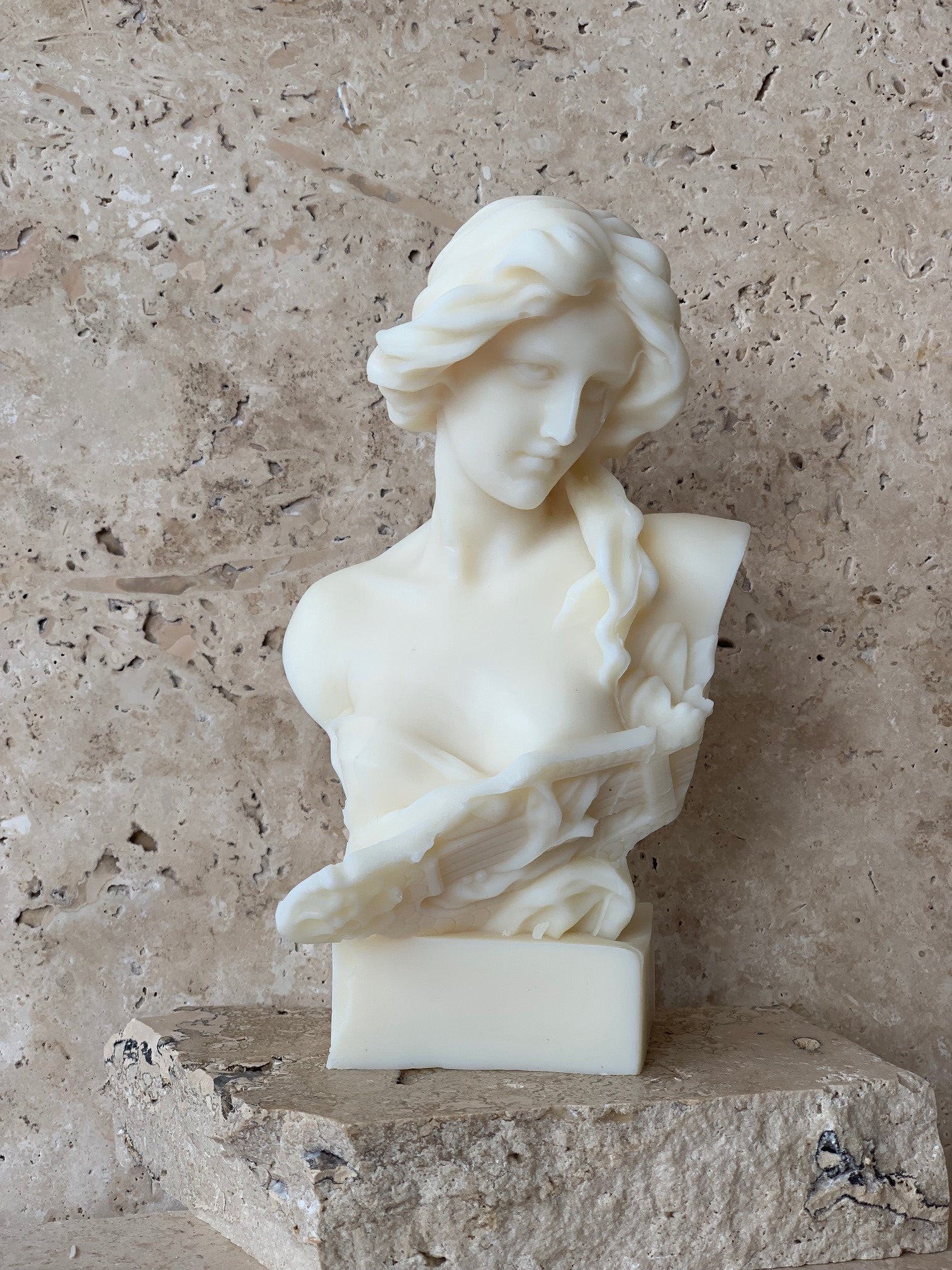 "SONA" Candle